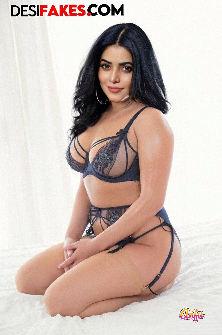 Shamna Kasim Nude X Rays Fakes Blues, ActressX.com