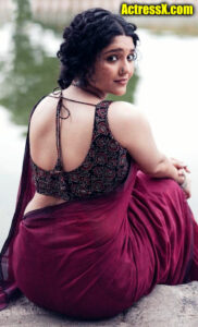 Ritika Singh Sexy Look In Saree with Bigger