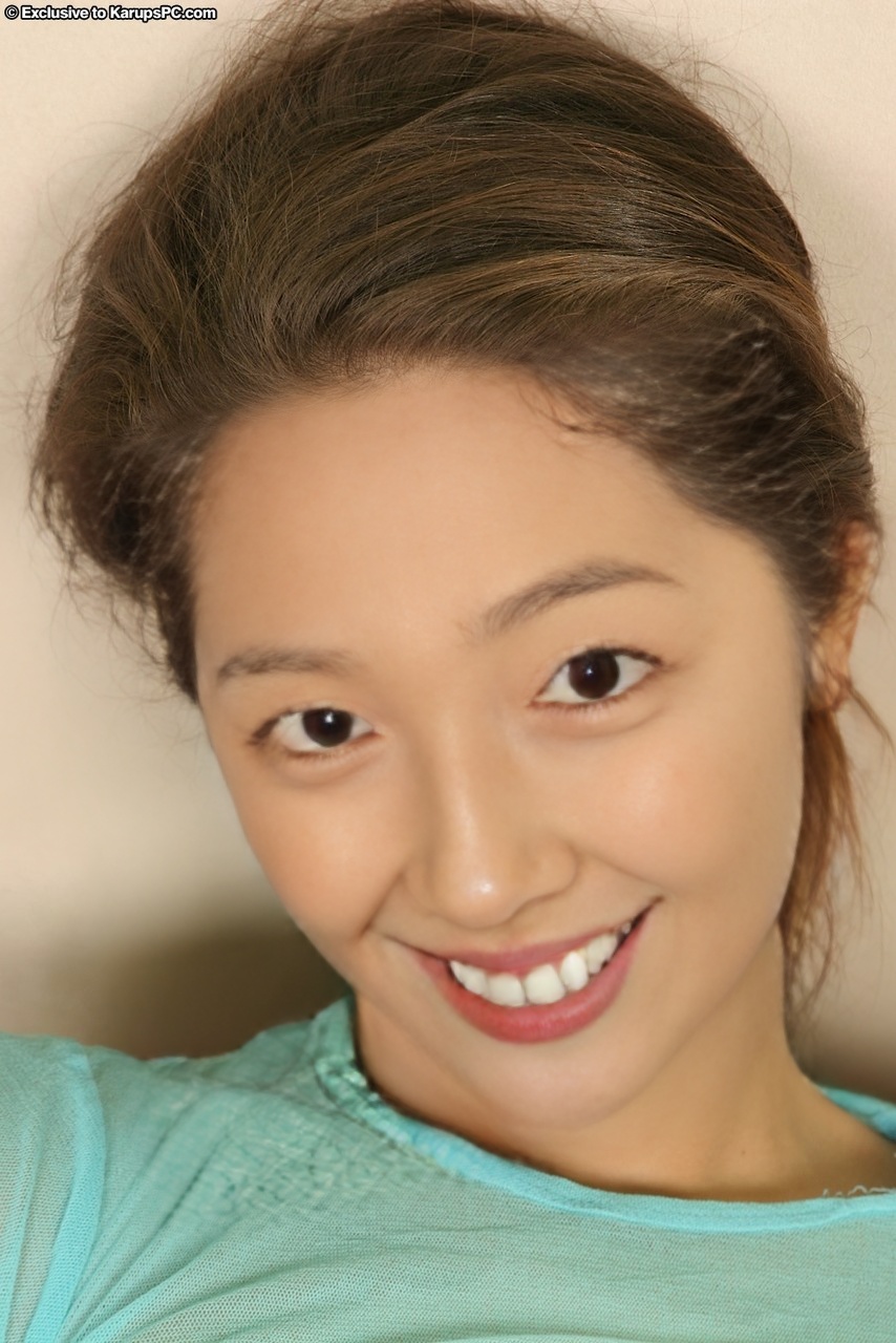 Lee Eunjae Pussy Spreading Teen Hairy Upskirt Face Panties Ass, ActressX.com